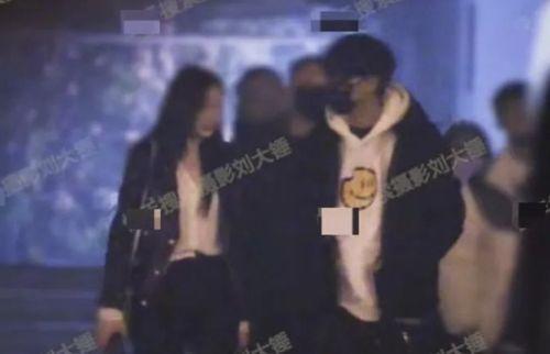 卓伟爆料秦霄贤视频播放,秦霄贤视频引发热议，真相究竟如何？  第2张